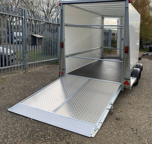 1078699-4 IFOR Williams Trailer BV126