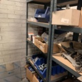 1065650-24 Stock hydraulic and electronic components, 22 shelf sections (incl. shelves)