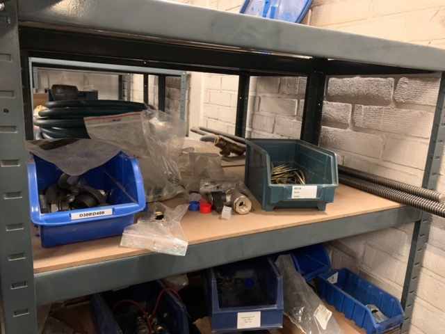 1065650-49 Stock hydraulic and electronic components, 22 shelf sections (incl. shelves)