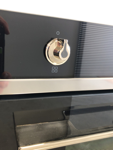 1134486-3 Smeg Combi Microwave SF4101MCN1 Linea Black