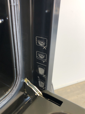 1134486-8 Smeg Combi Microwave SF4101MCN1 Linea Black