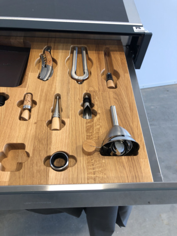 1134490-4 Smeg Linea sommelierlåda CPS115S