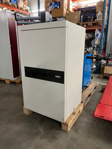 1078702-1 Hadak Safe Class D90