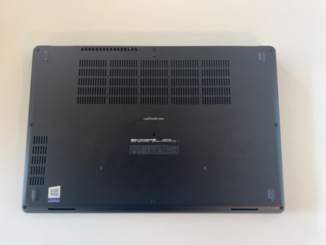 1164198-5 Laptop Dell Latitude 5590 -2019