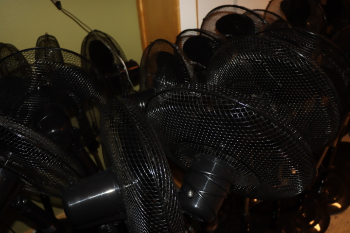 1140027-3 36 st Golvfläktar