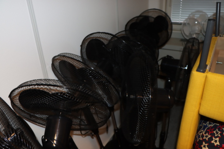 1140027-5 36 st Golvfläktar