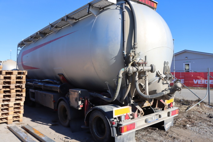 1171407-3 Returned Volvo FInans - Trailer INTERCONSULT TRT1-44CA - 2003