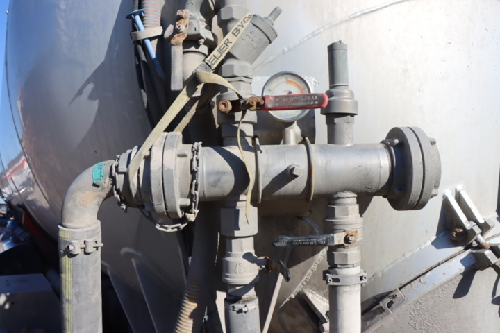 1171407-8 Returned Volvo FInans - Trailer INTERCONSULT TRT1-44CA - 2003