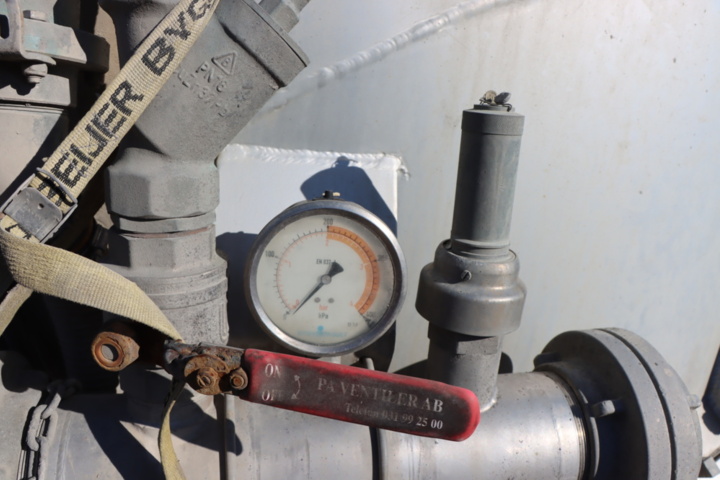 1171407-7 Returned Volvo FInans - Trailer INTERCONSULT TRT1-44CA - 2003