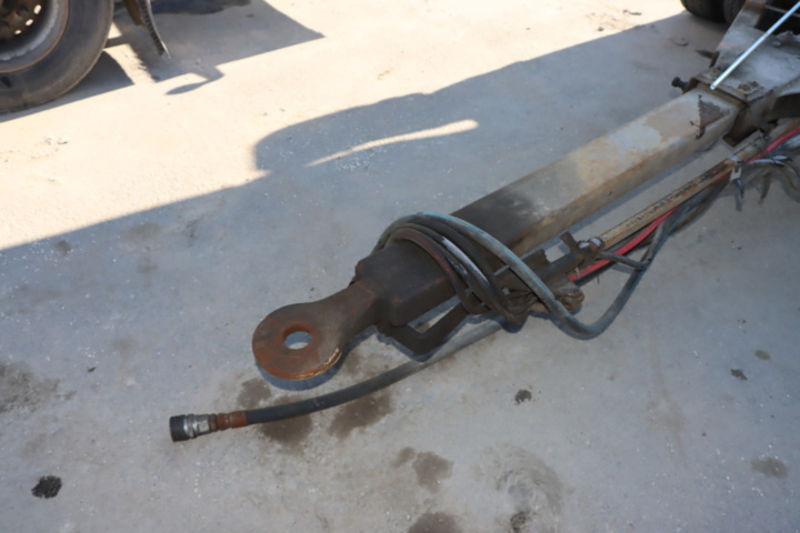 1171407-24 Returned Volvo FInans - Trailer INTERCONSULT TRT1-44CA - 2003