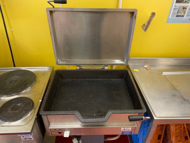 1163654-3 Roasting table Gram