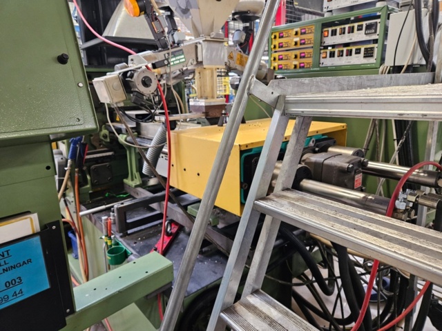 1170945-5 Injection molding machine Arburg Allrounder 420C 1300-350 - 1997