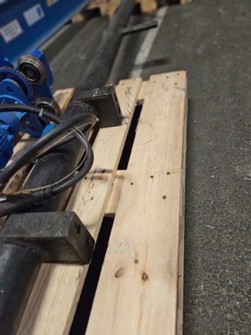 1170946-6 Chain hoist 500kg with electric running gear & pillar slewing crane - ABUS GM3