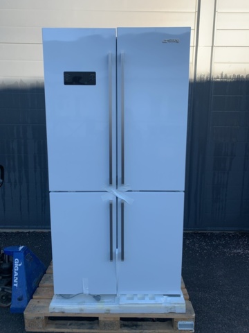 1134477-2 Smeg 4 door white Fridge/freezer