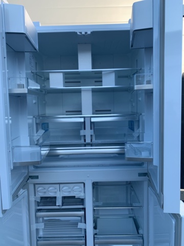 1134477-9 Smeg 4 door white Fridge/freezer