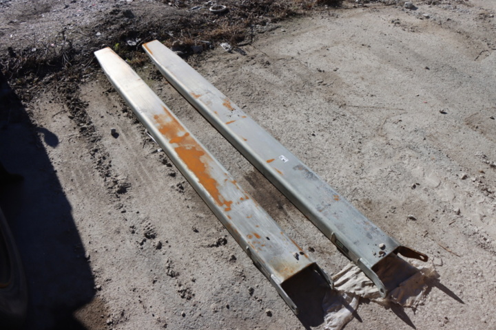 1140071-6 Long forks for trucks