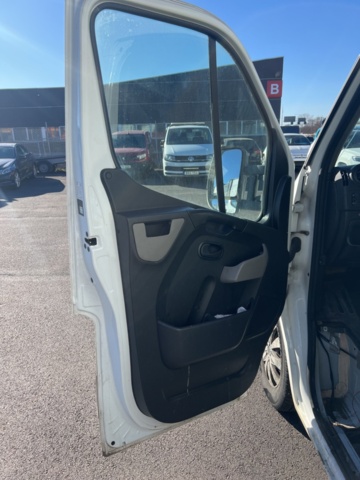 1154180-29 Opel Movano Chassis Cab 3.5t 2.3 CDTI - 2015