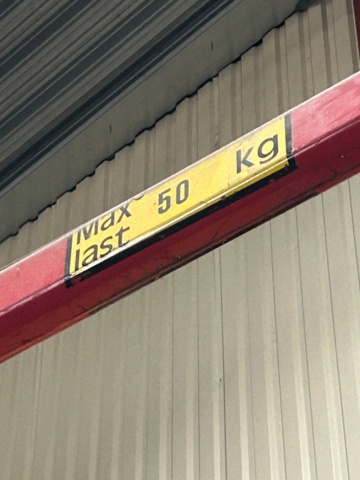 1144045-3 Column swing arm Kahlman Quick-Lift