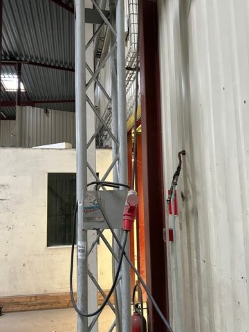 1144045-11 Column swing arm Kahlman Quick-Lift