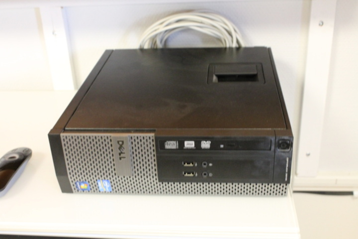 1121093-9 Infocus Projektor med duk