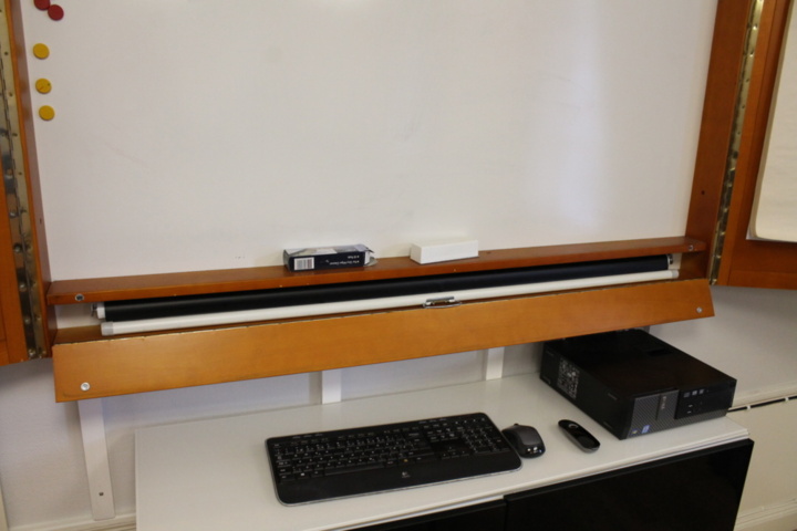 1121093-14 Infocus Projektor med duk