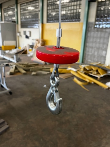 1145022-4 Lifting winch Biltema EH400 on carriage and lifting stand