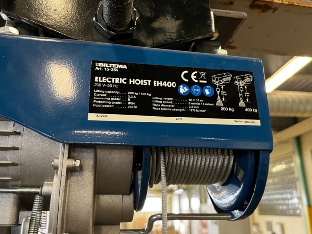 1145022-6 Lifting winch Biltema EH400 on carriage and lifting stand