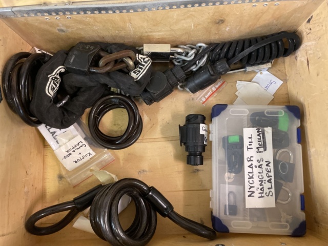 7251-036-2 Blandad elektronik - Osäker funktion