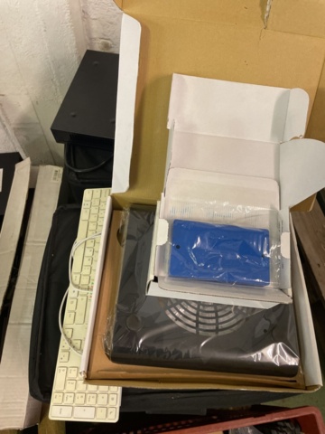 7251-036-4 Blandad elektronik - Osäker funktion