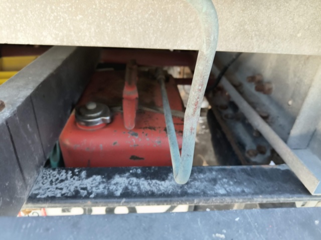 1128993-44 Iveco Daily 35S13 -2000