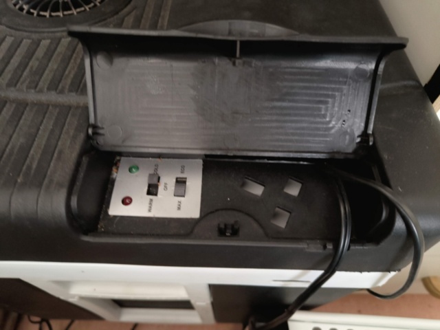 1128993-77 Iveco Daily 35S13 -2000