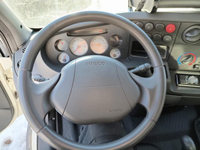 1128993-99 Iveco Daily 35S13 -2000