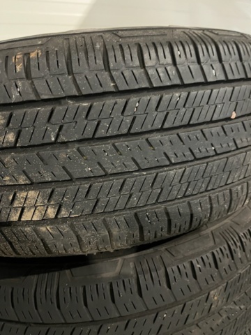 1166117-34 Volvo XC70 2.5T AWD - 2004