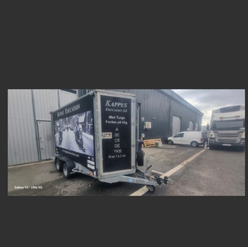 1078699-1 IFOR Williams Trailer BV126