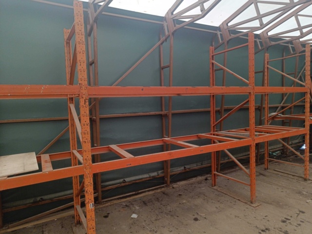 1129895-6 Older pallet rack