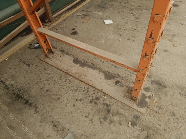 1129895-11 Older pallet rack