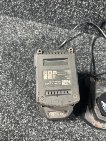 1164249-10 Electric hand tools 4 pcs - Meec Tools & Black & Decker