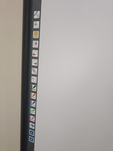 1129917-6 Interactive Whiteboard Hitachi starboard, as well as Epson projector