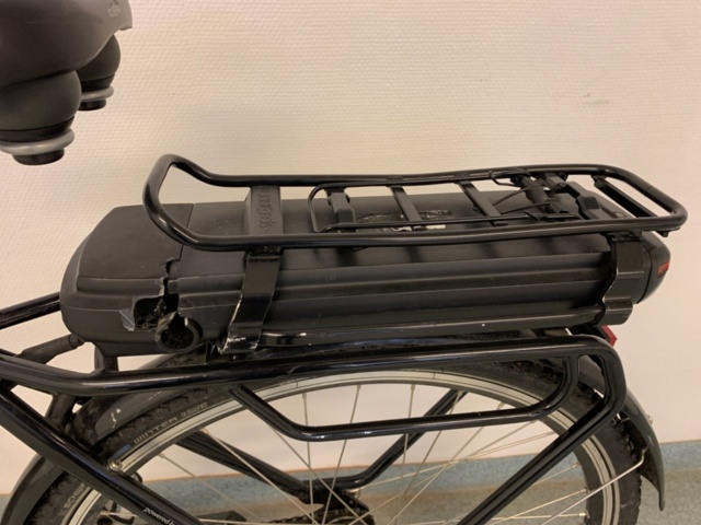 1065728-15 Electric bike Crescent Elina