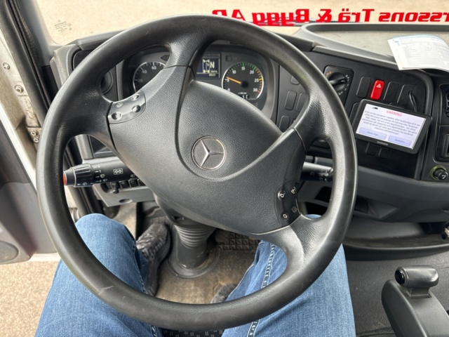 1172432-33 Mercedes-Benz Trucks Atego 4.8 PowerShift 2, 218hp, 2012