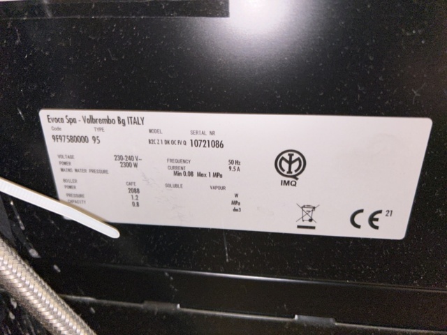 1110514-10 Coffee machine - Evoca 95