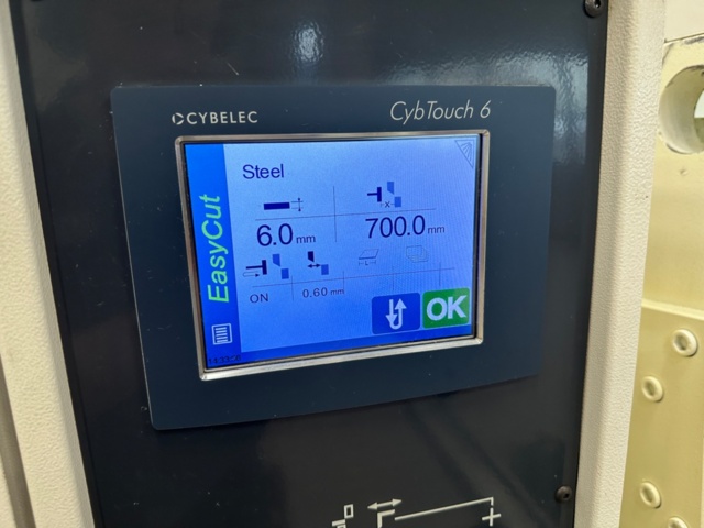 1171069-6 Shearing machine Baykal HGL2106