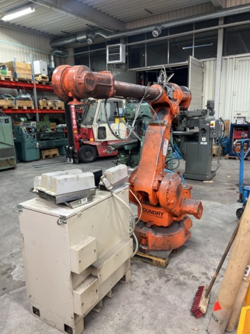 1121659-5 ABB IRB 1400 M2000 Robot