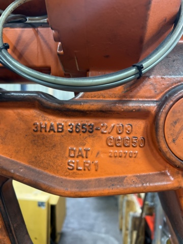 1121659-10 ABB IRB 1400 M2000 Robot