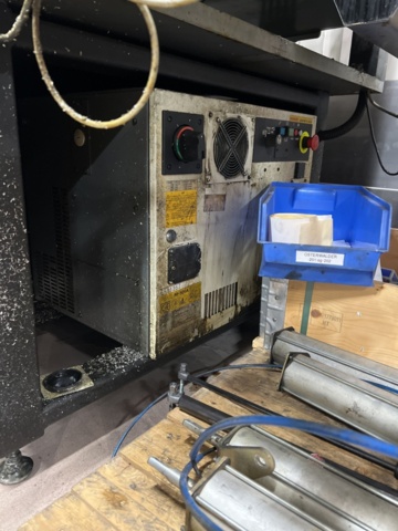 1121660-21 Fanuc M-10 iA Robot with cabinet & feed tracks 2013