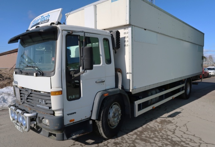 773533-1 Truck - Volvo FL618 4 x 2