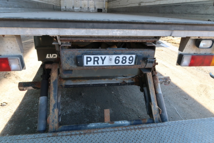 773533-8 Truck - Volvo FL618 4 x 2