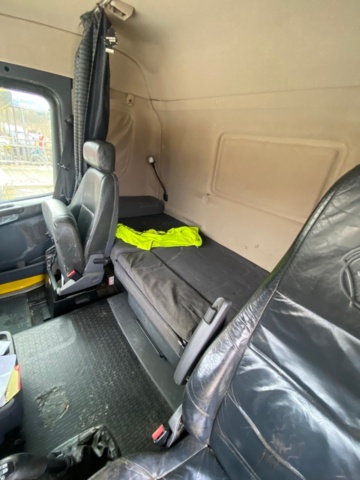 1172812-23 Truck changer Scania R480 LB8X 4x4 HNA - 2009