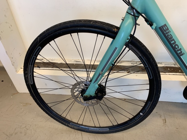 1065750-6 Hybrid bike Bianchi c2 sport 28"