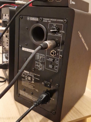 1150801-7 Studio room with speakers, microphone and furniture